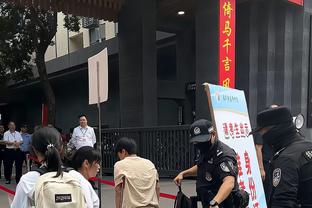 明日独行侠战马刺 东契奇与欧文大概率出战 莱夫利出战成疑